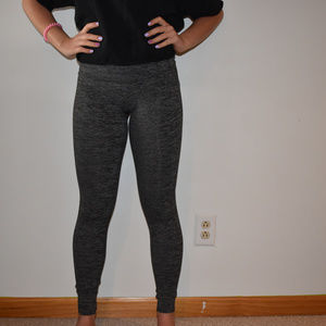 Athletic leggings